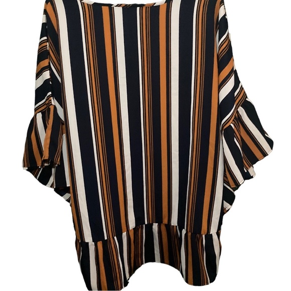 Striped Mileage Blouse With Chain Detail - Picture 4 of 5